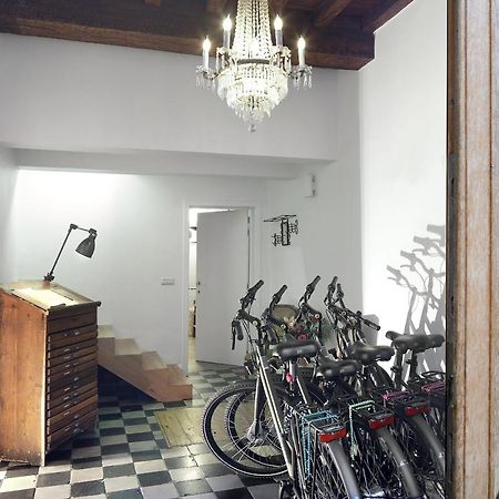 Hotel Alphabed&Bike Gent Exterior foto